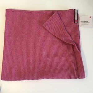 NEW Lululemon Pique Vinyasa Wine & Bon Bon Scarf